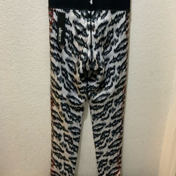 Ultracor snow cat leggings NWT size XS - Picture 7 of 11